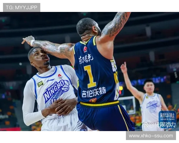 CBA新疆队与广州队激战正酣谁能在这场对决中笑到最后