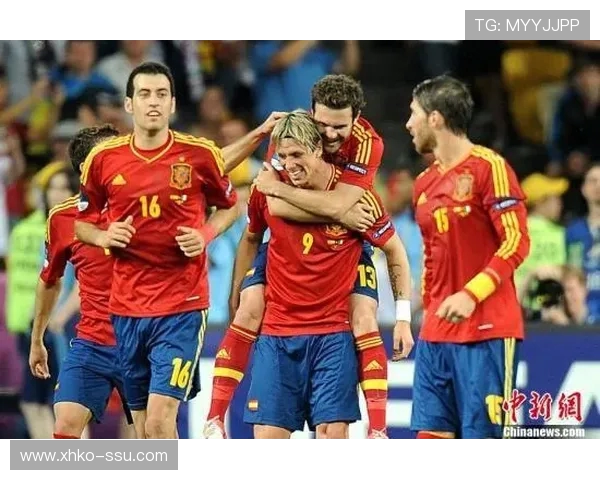 民古屋鲸与东京FC的激烈对决展现足球魅力与团队精神