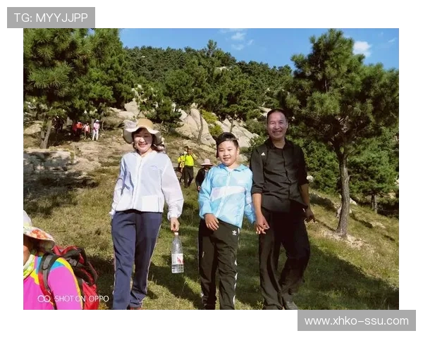 西安攀岩队转型之路探秘:从传统到现代的攀岩竞技新篇章 西安攀岩队转型之路探秘:从传统到现代的攀岩竞技新篇章